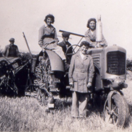 Land Girls by tractor, East Lothian.png
